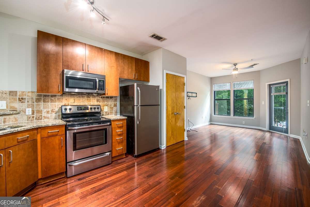 898 Oak Street Atlanta - 10