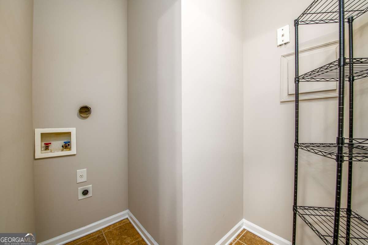 898 Oak Street Atlanta - 11