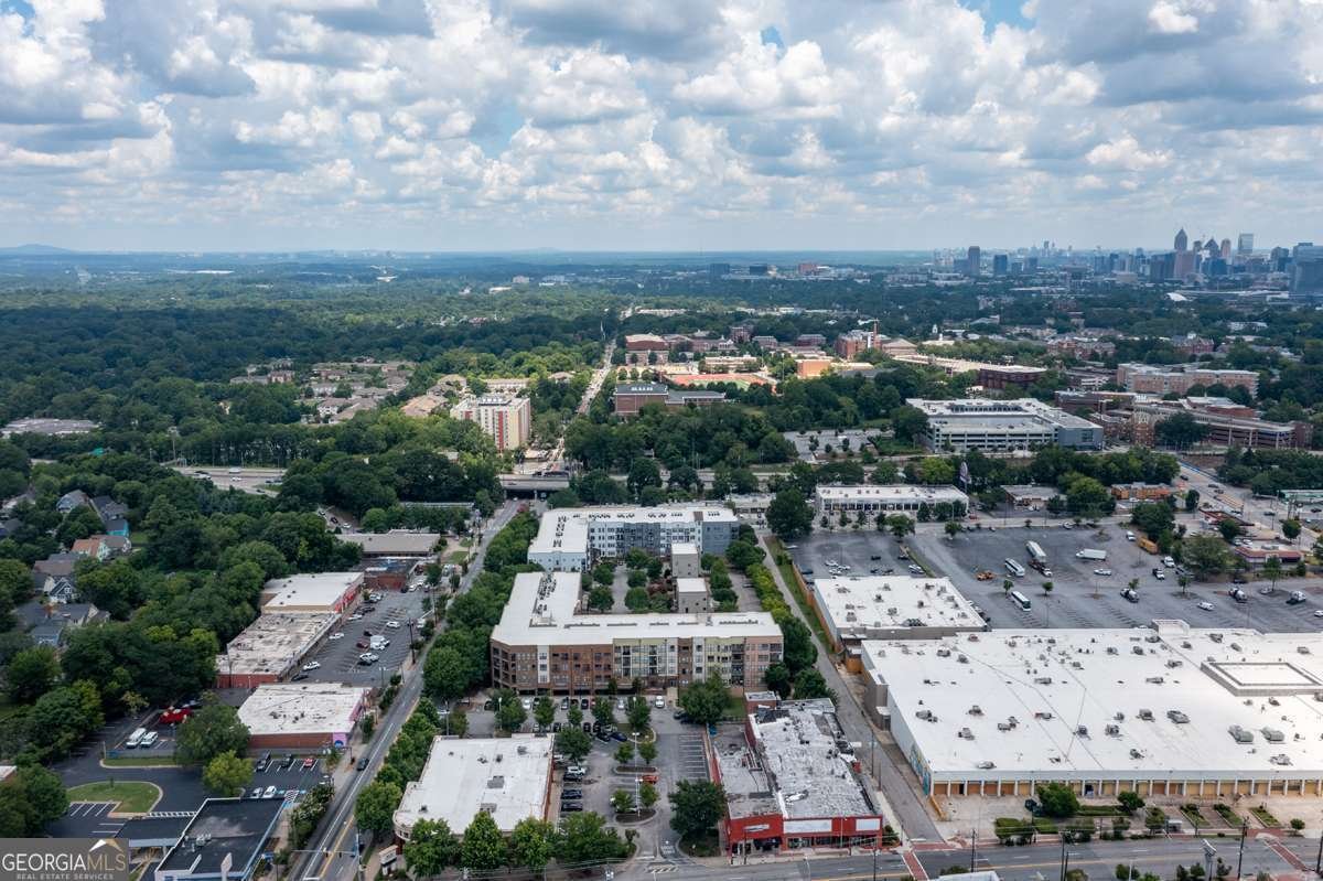 898 Oak Street Atlanta - 28