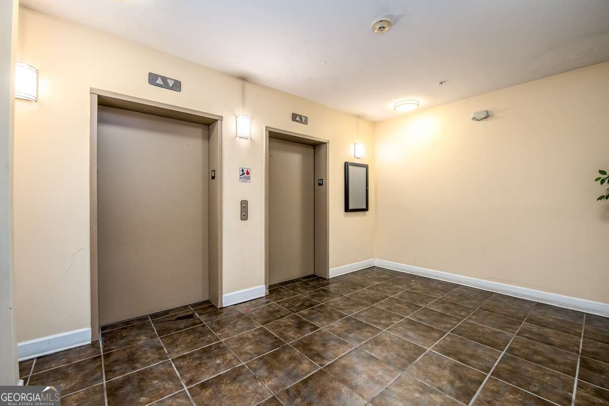 898 Oak Street Atlanta - 4