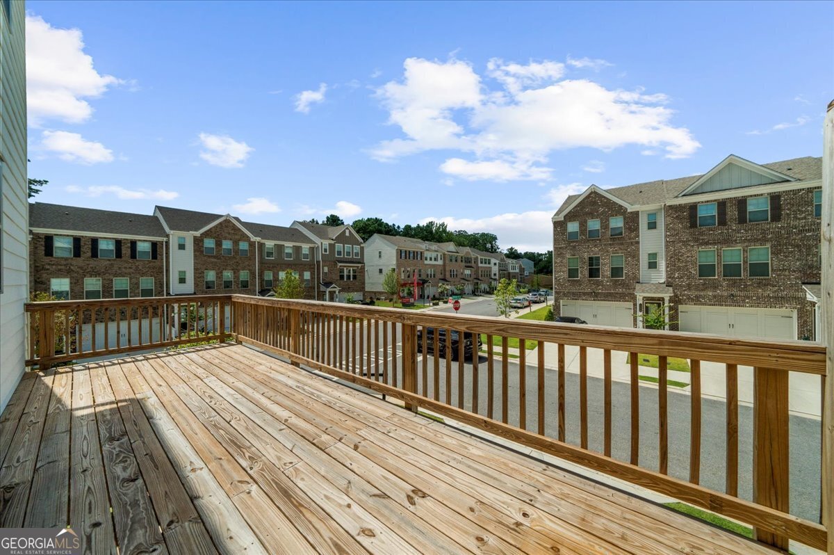 1570 Halbrook Place Marietta - 43