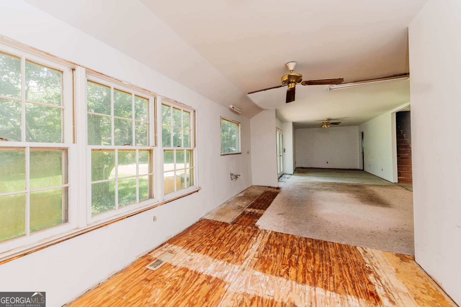 618 Westview Drive Fort Valley - 1