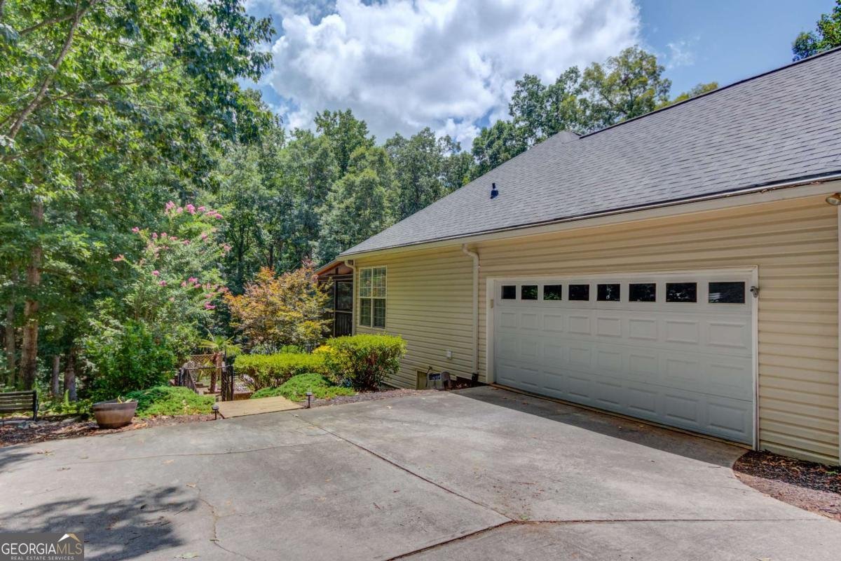 735 Gold Crest Drive Braselton - 4