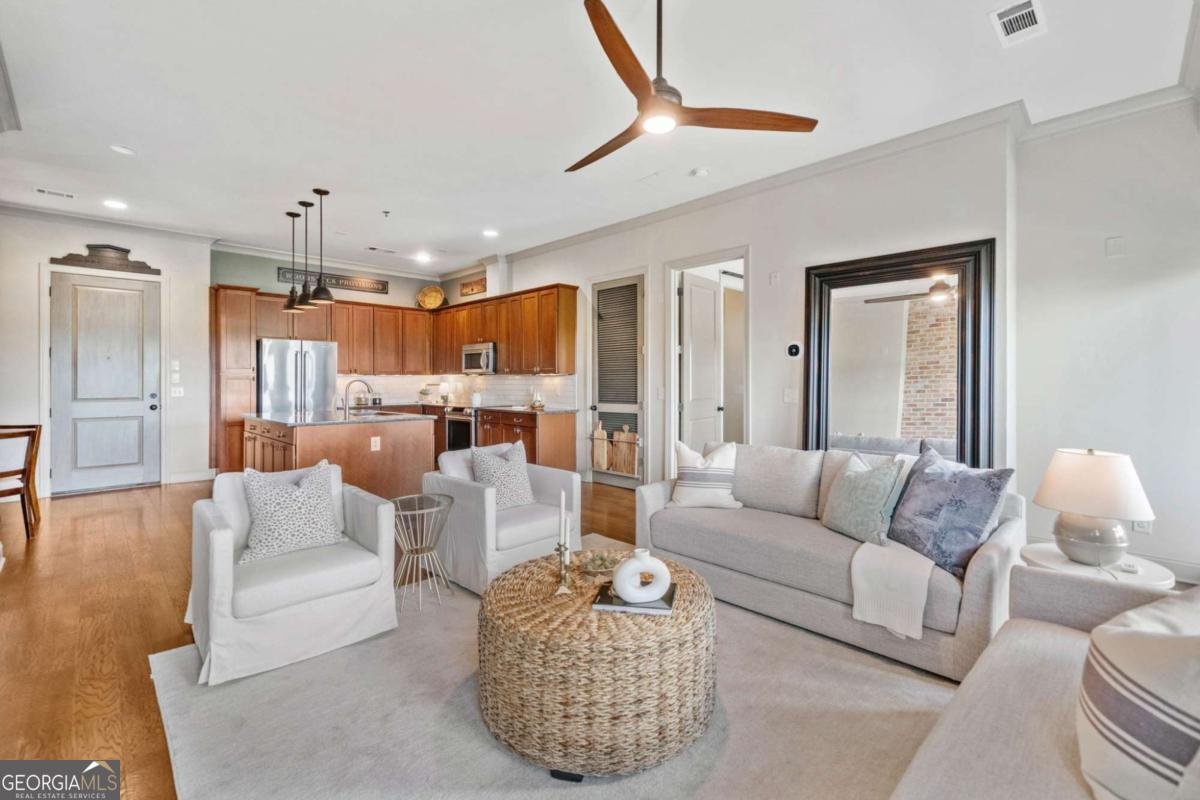 360 Chambers Street Woodstock - 1