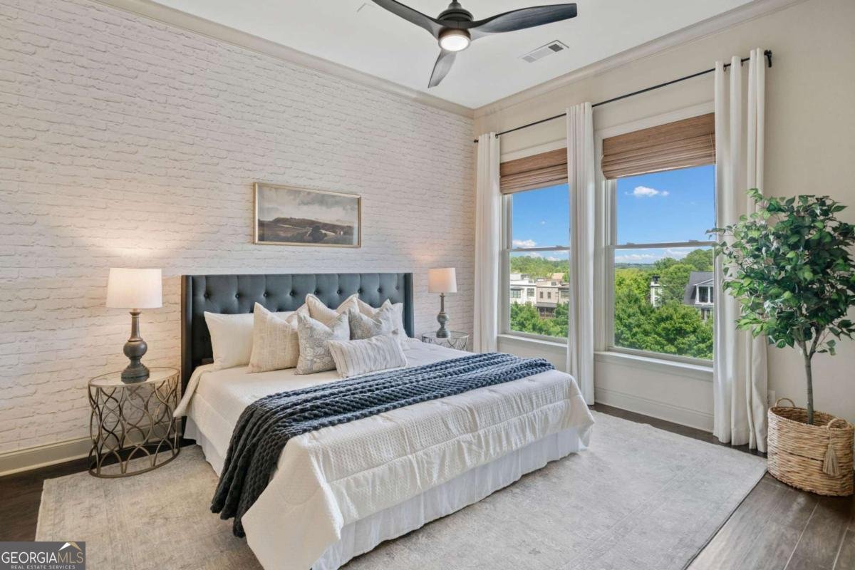 360 Chambers Street Woodstock - 10