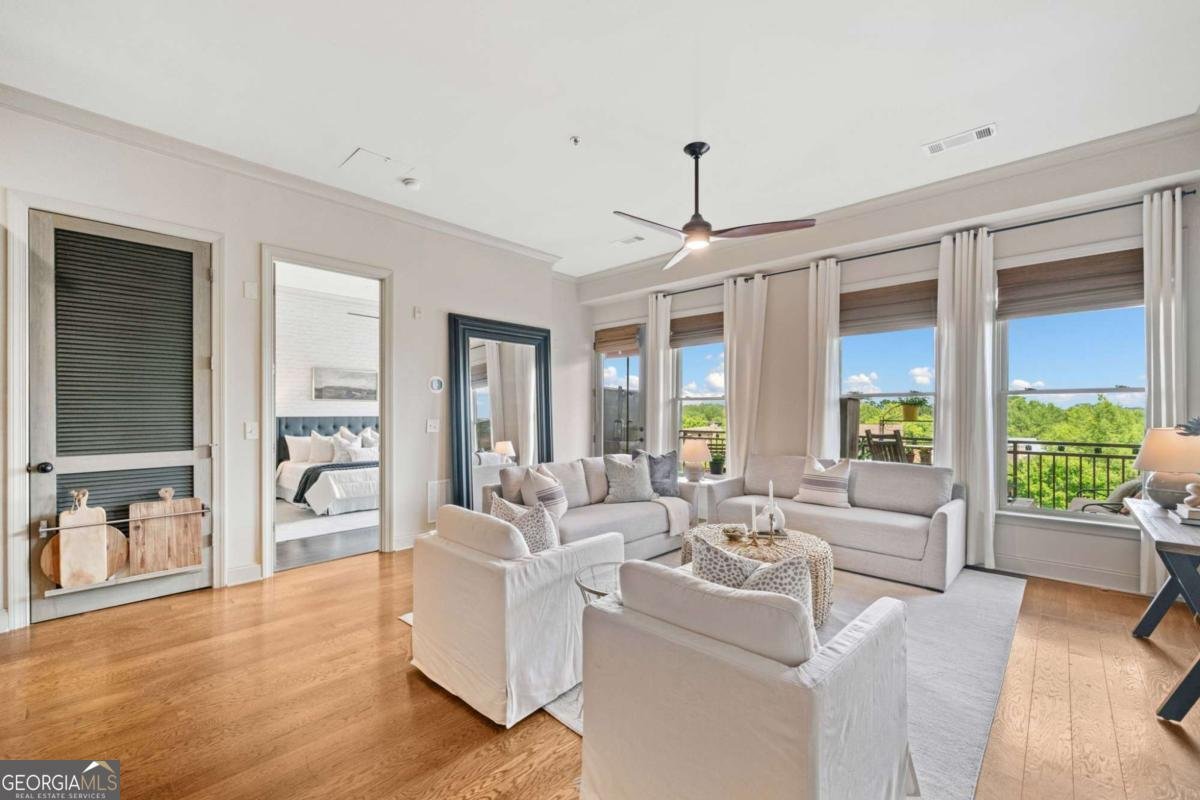 360 Chambers Street Woodstock - 3