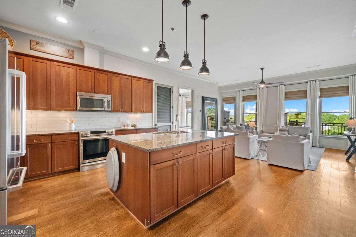 360 Chambers Street Woodstock - 5