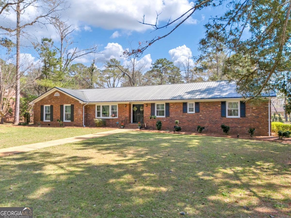 418 Partridge Drive Albany - 3