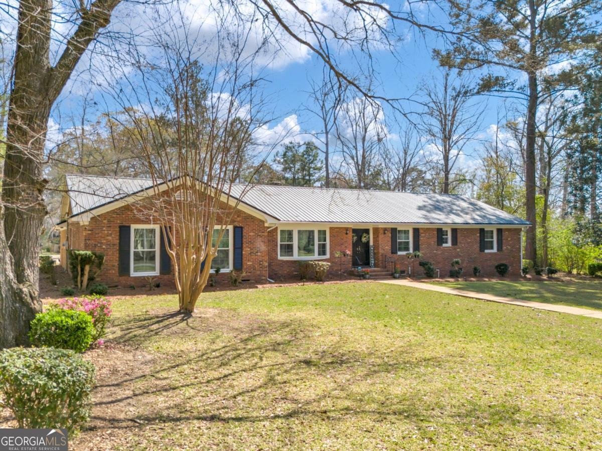 418 Partridge Drive Albany - 4