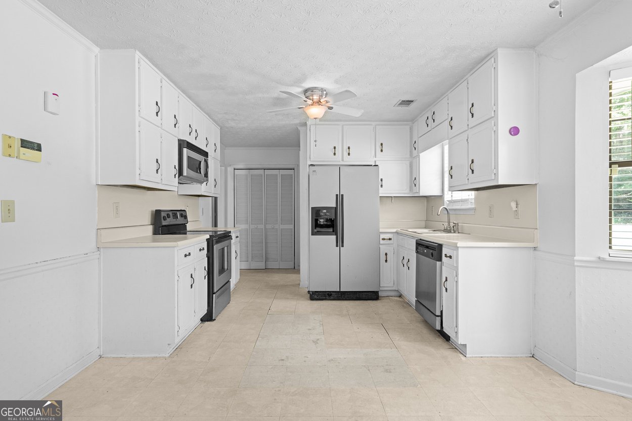 322 Acaro Court Ellenwood - 20
