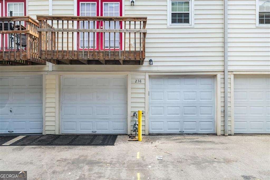 238 Chads Ford Way Roswell - 1