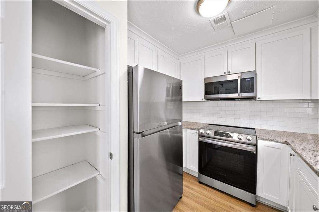 238 Chads Ford Way Roswell - 15