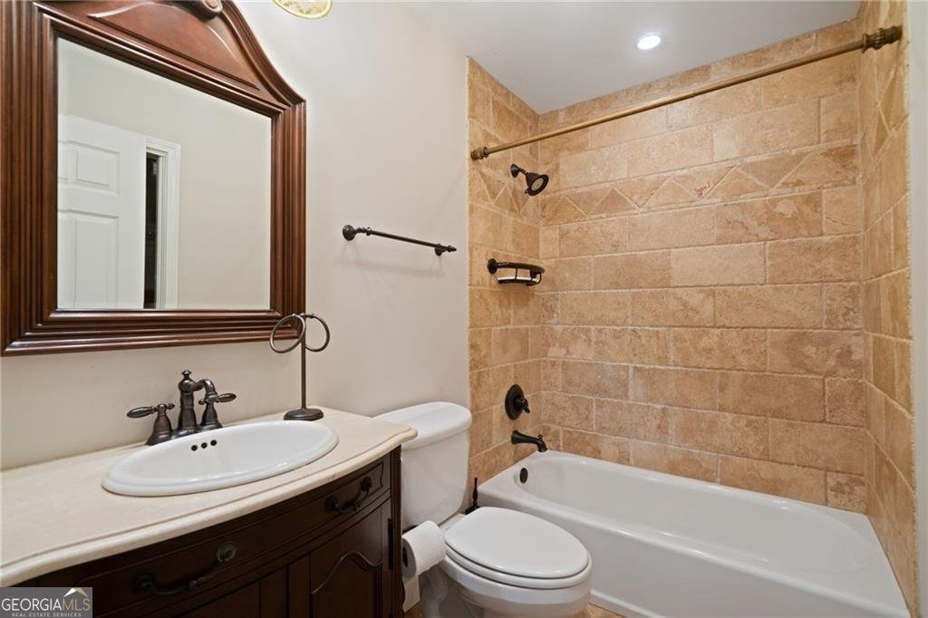 4055 Cloister Drive Marietta - 41