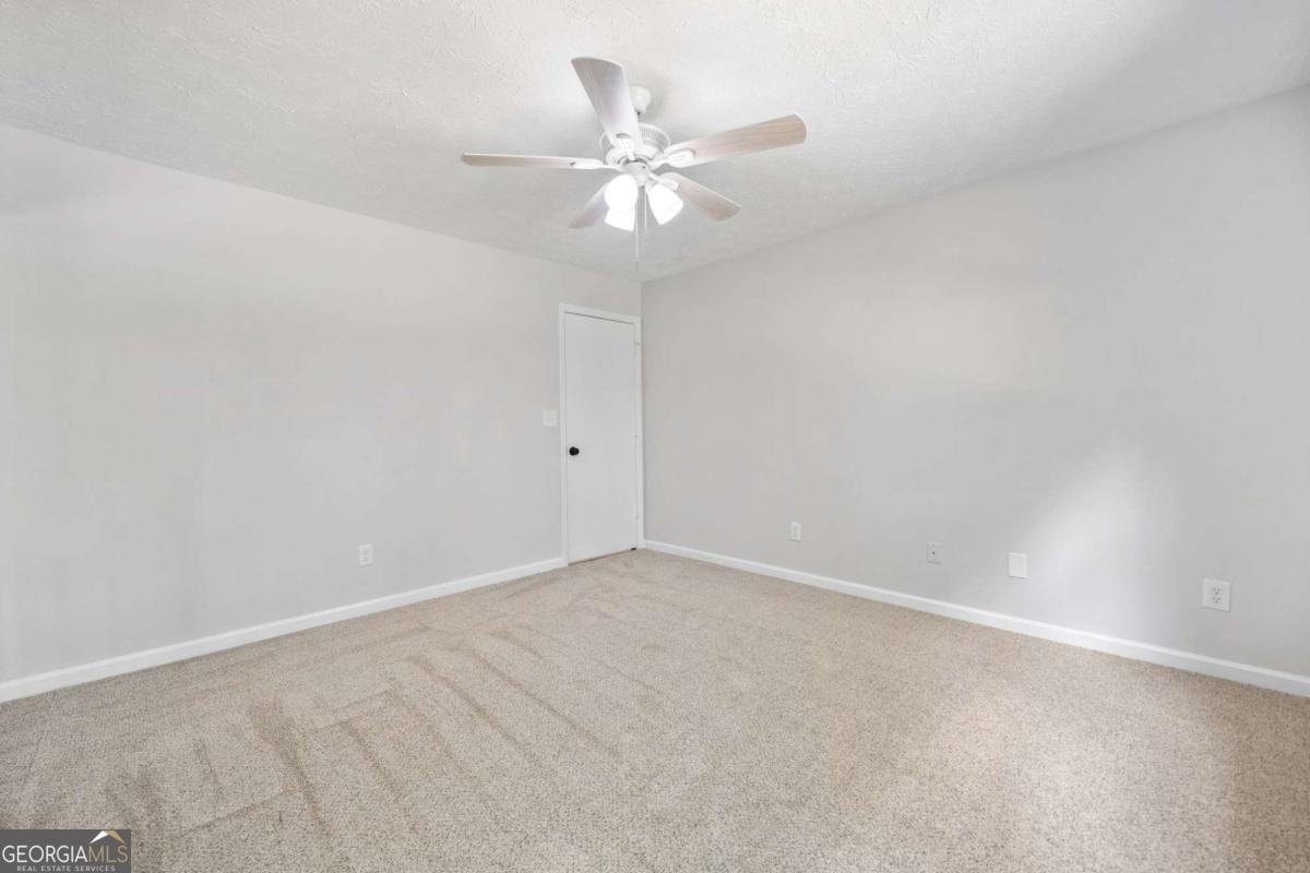 1207 Dabbs Bridge Road Dallas - 42