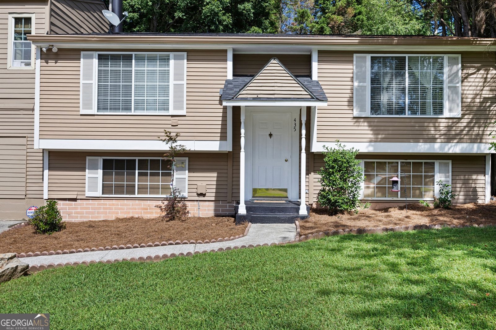 435 Sheringham Terrace Roswell - 1