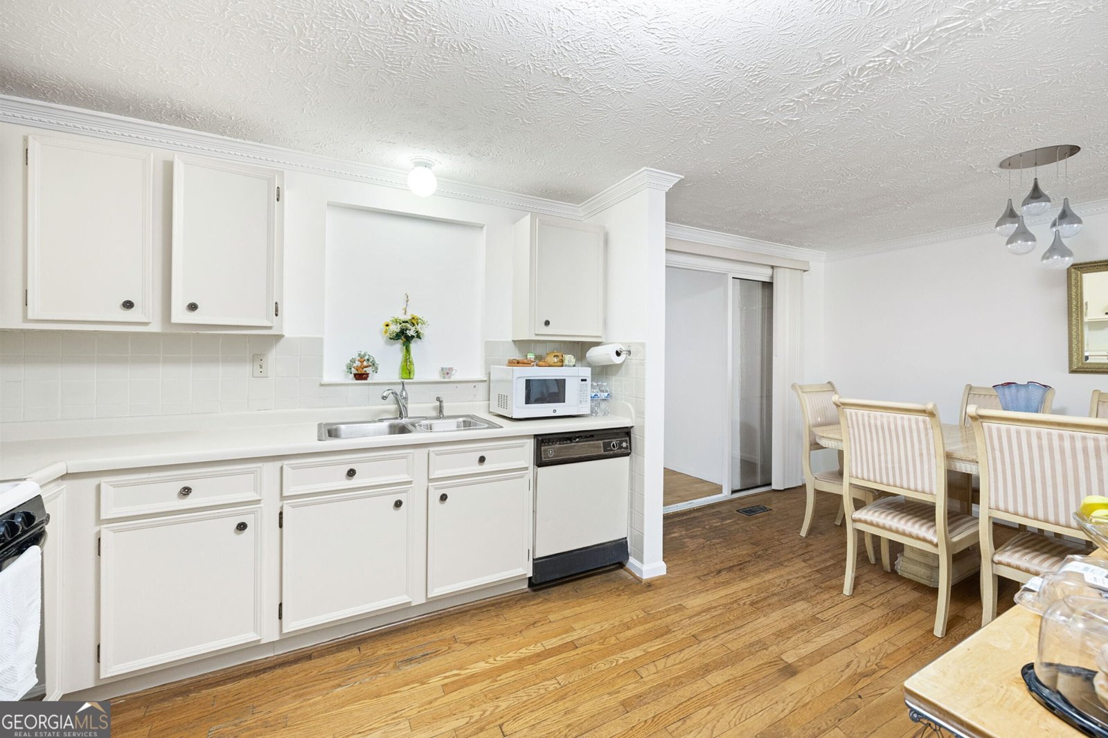 435 Sheringham Terrace Roswell - 9