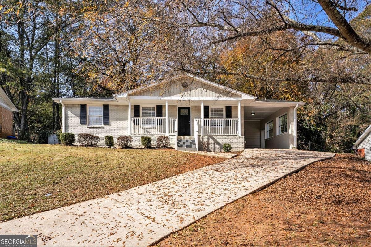 896 Meadow Rock Way Stone Mountain - 1