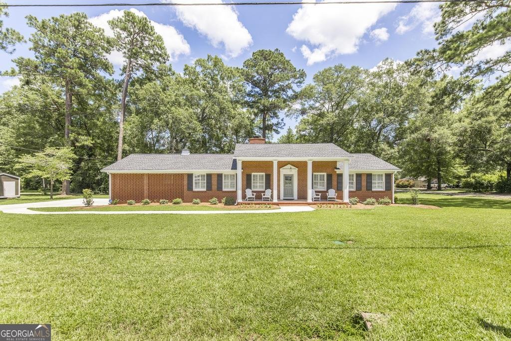 700 Hillcrest Avenue Perry - 1