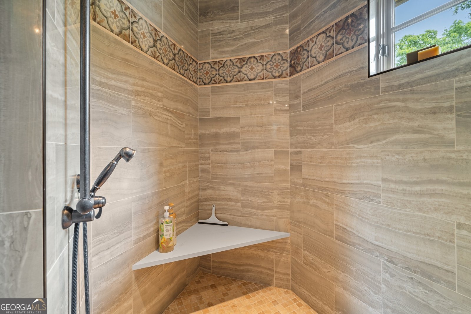 518 Grizzly Ridge Road Lakemont - 33