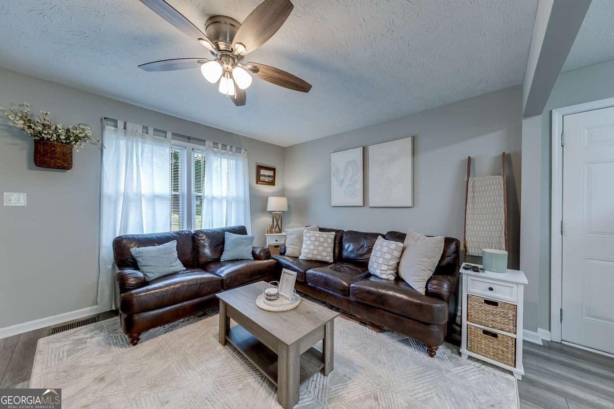 86 Hilltop Circle Auburn - 10