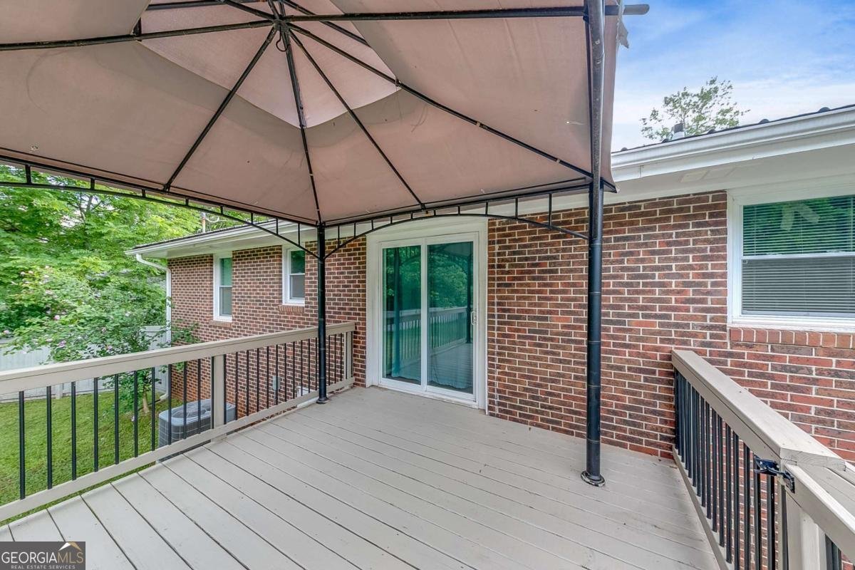 86 Hilltop Circle Auburn - 16