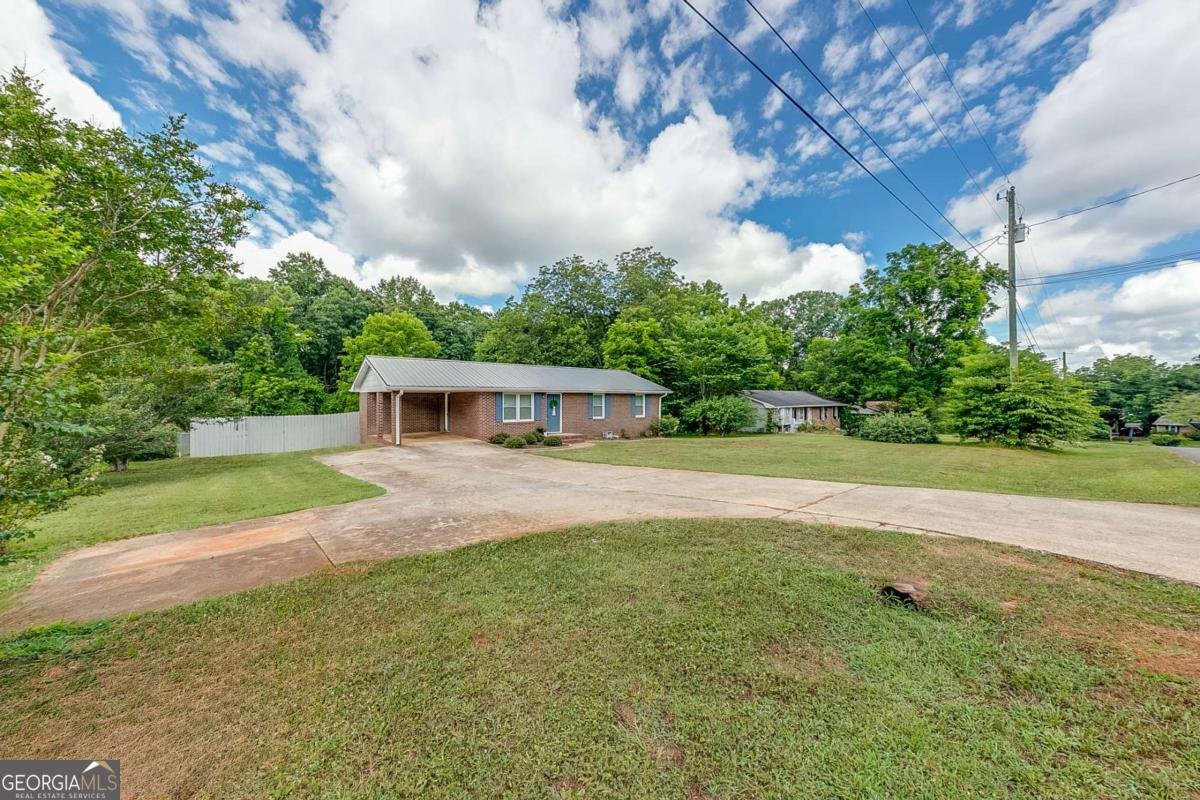 86 Hilltop Circle Auburn - 2