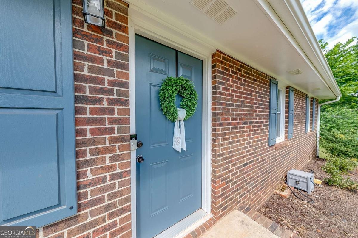 86 Hilltop Circle Auburn - 7