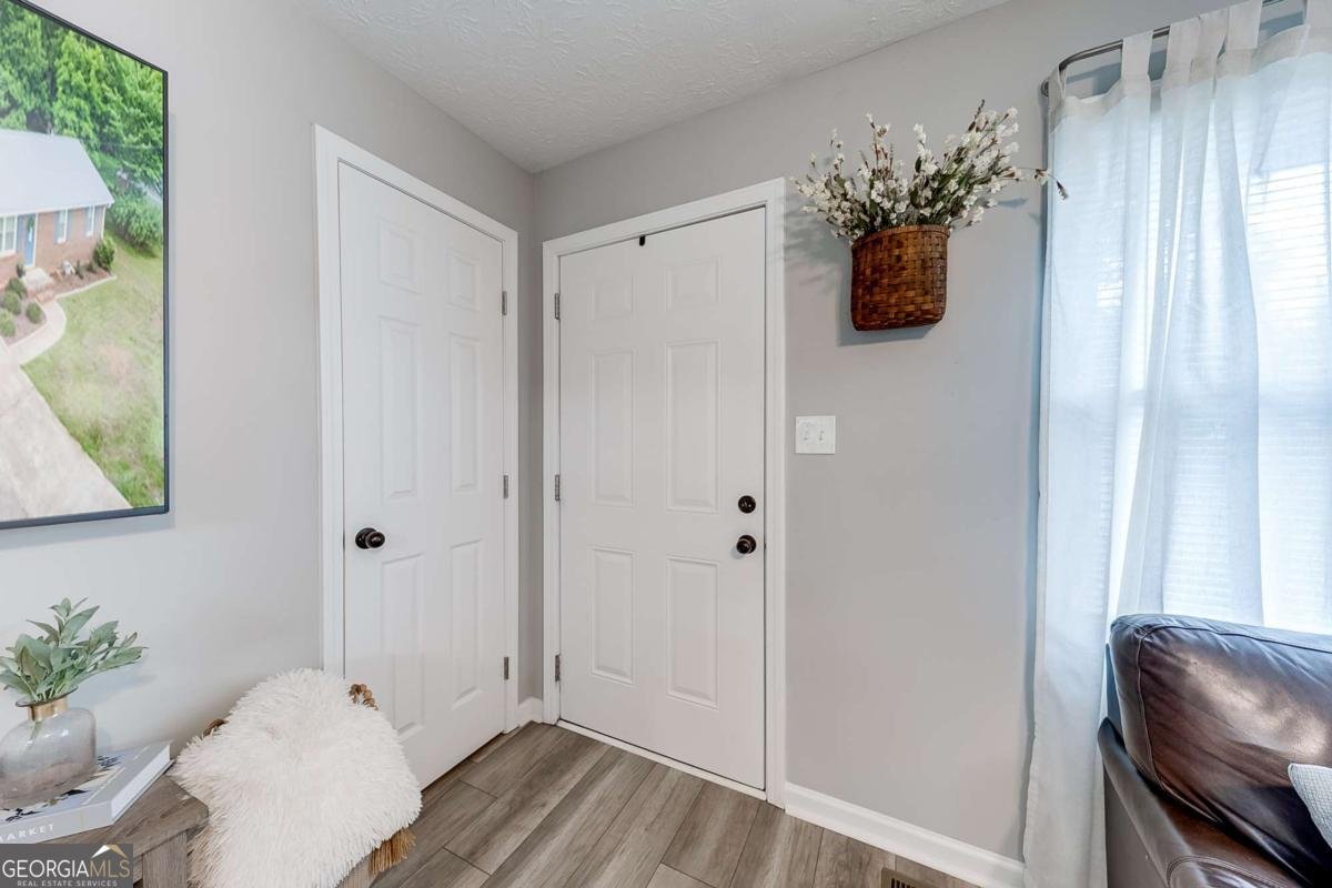86 Hilltop Circle Auburn - 8