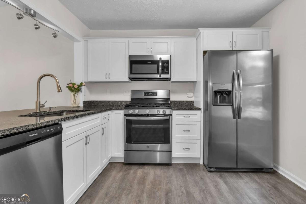 11235 Bramshill Drive Alpharetta - 12