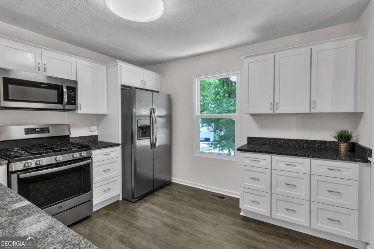 11235 Bramshill Drive Alpharetta - 13