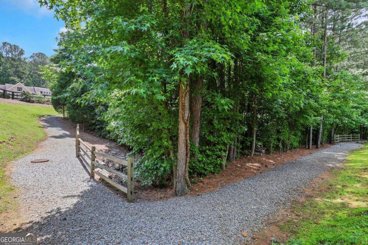 146 Bellehaven Drive Woodstock - 39