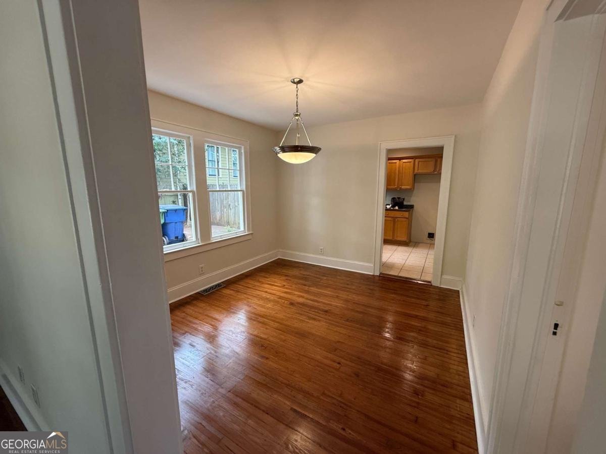 654 Clifton Road Atlanta - 11