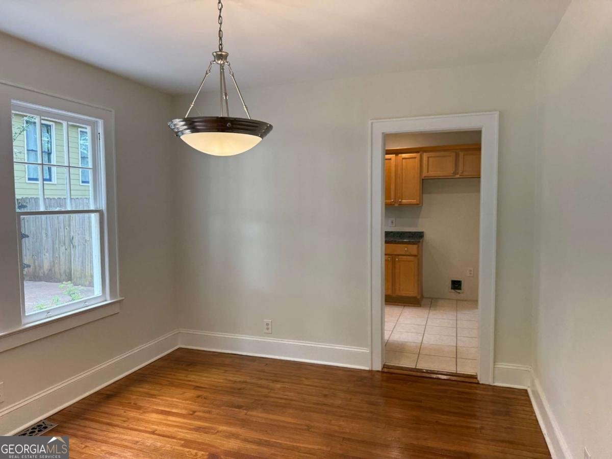 654 Clifton Road Atlanta - 13