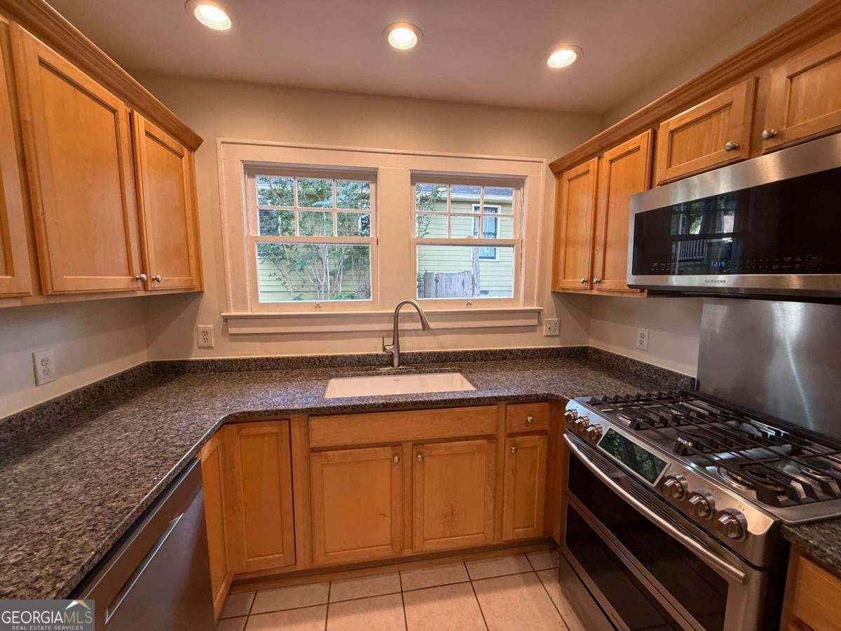 654 Clifton Road Atlanta - 20