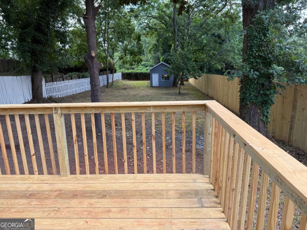 654 Clifton Road Atlanta - 34