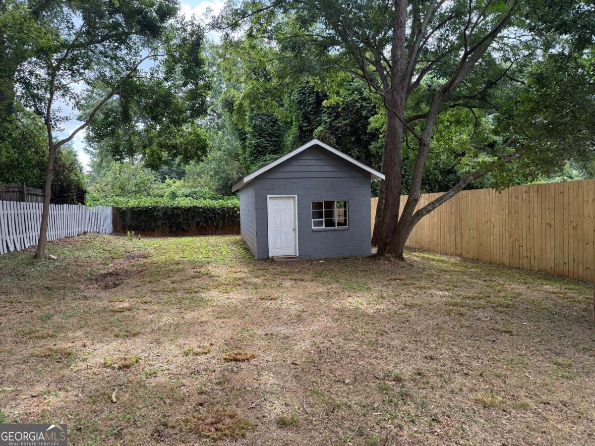 654 Clifton Road Atlanta - 38