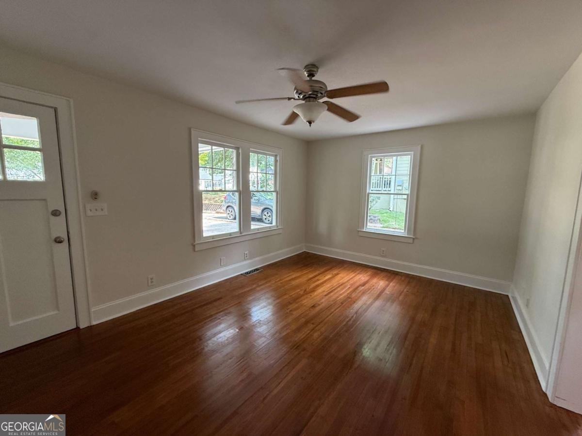 654 Clifton Road Atlanta - 7