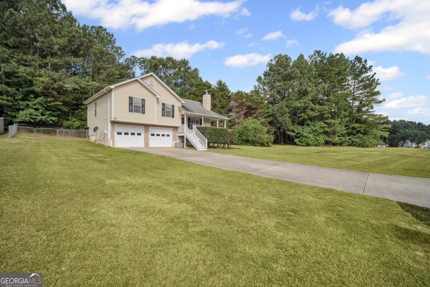 16 Gatepost Lane Kingston - 2