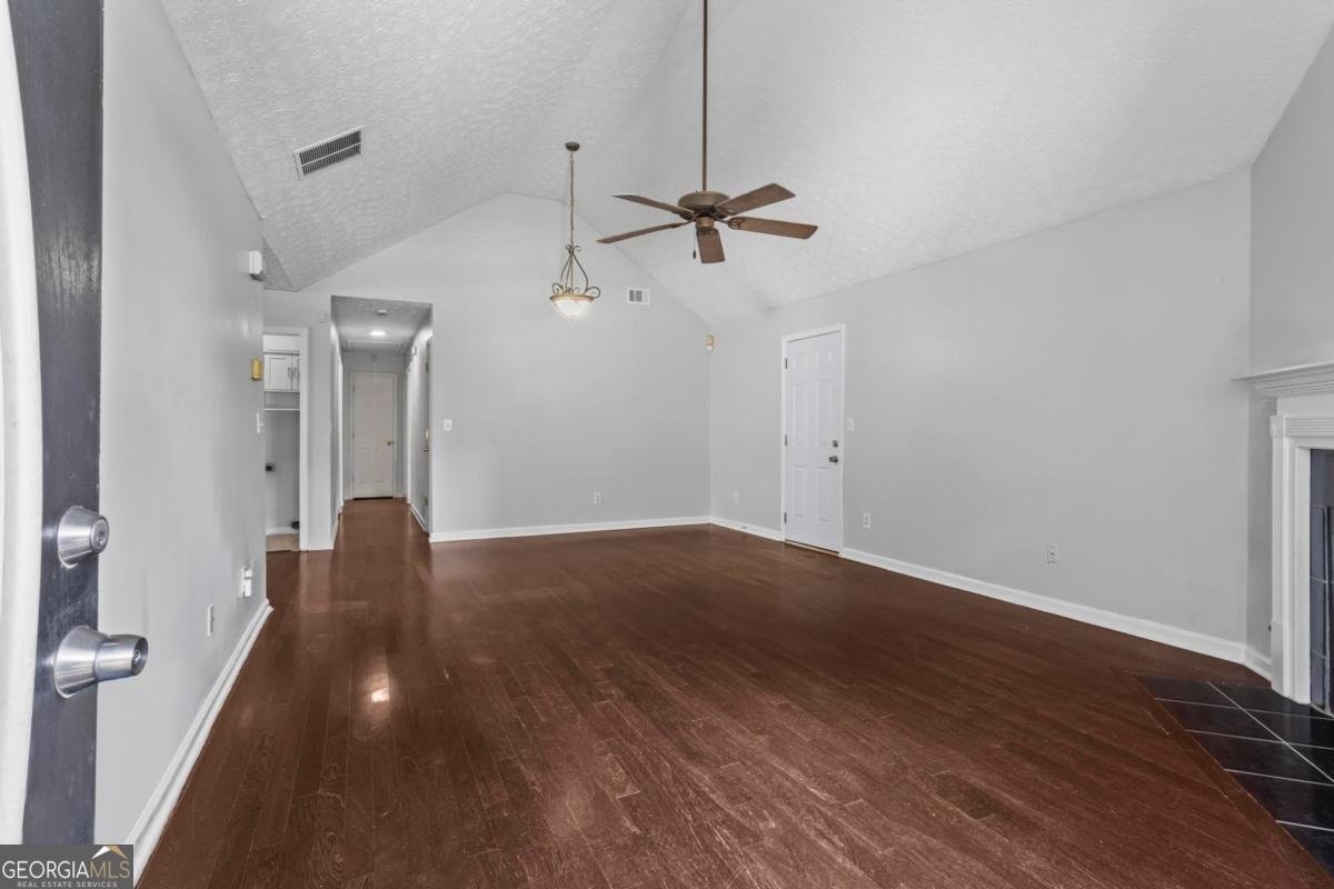 5721 Hidden Brook Circle Atlanta - 3