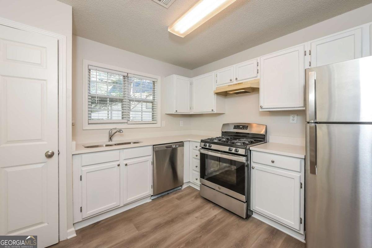 894 Churchill Court Stone Mountain - 11