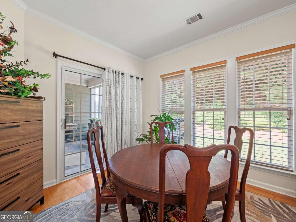 6141 Longleaf Drive Hoschton - 2