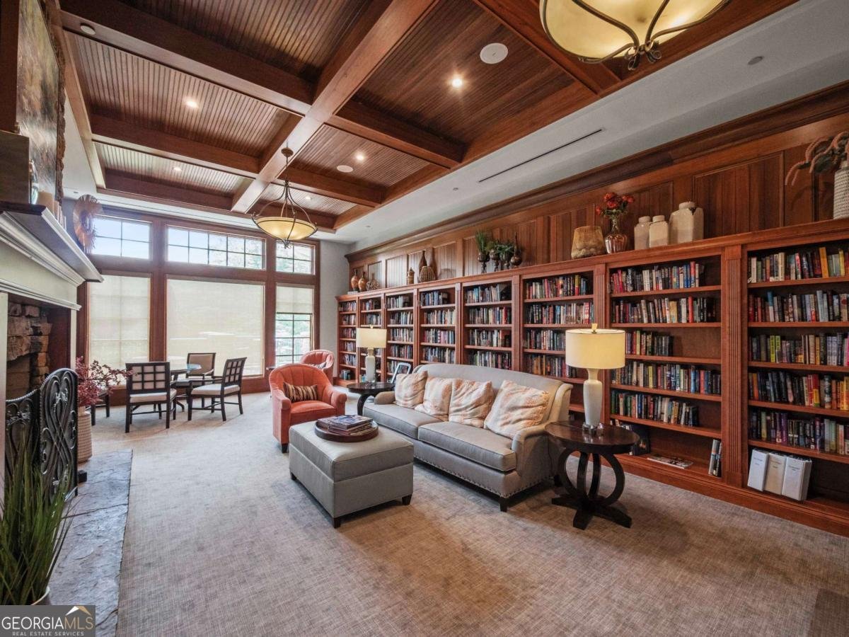 6141 Longleaf Drive Hoschton - 27