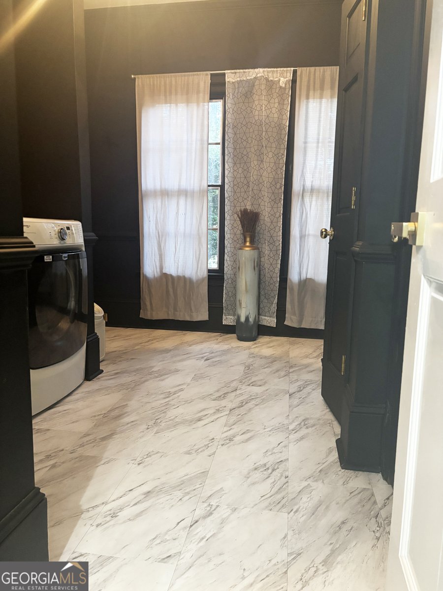 4070 Runnymede Drive Lilburn - 22