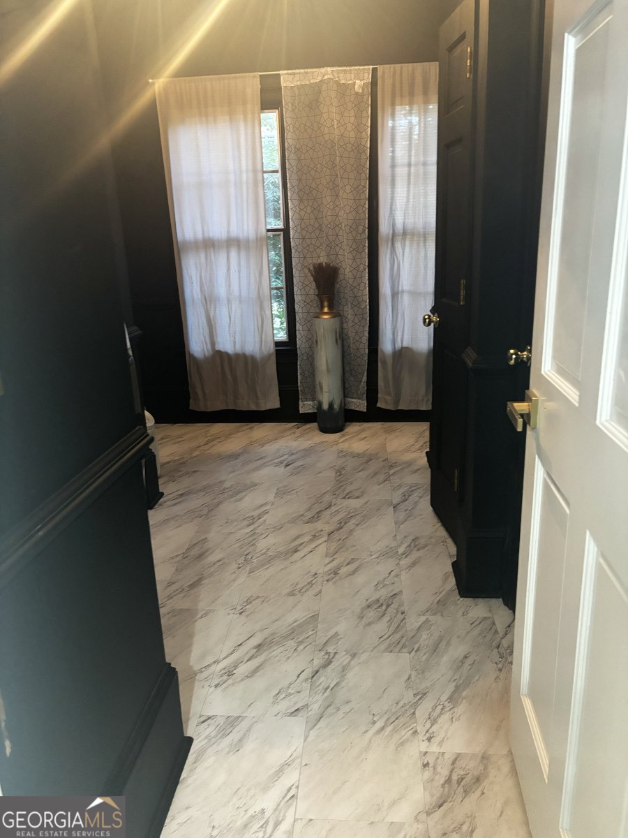 4070 Runnymede Drive Lilburn - 23