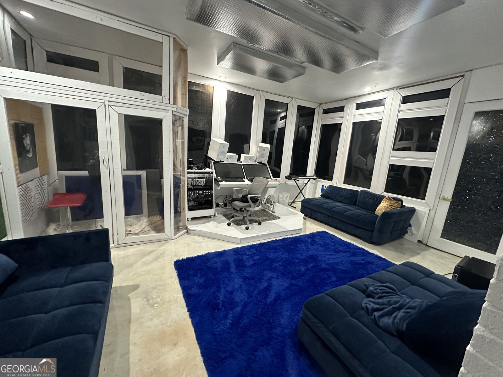 4070 Runnymede Drive Lilburn - 30