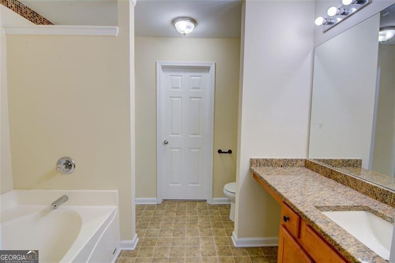 2189 Executive Duluth - 18