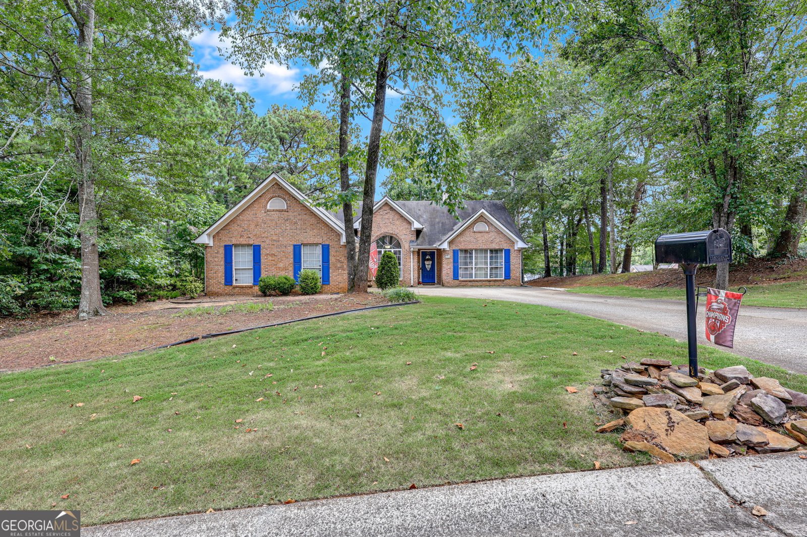 5904 CLIPPER BAY Flowery Branch - 5