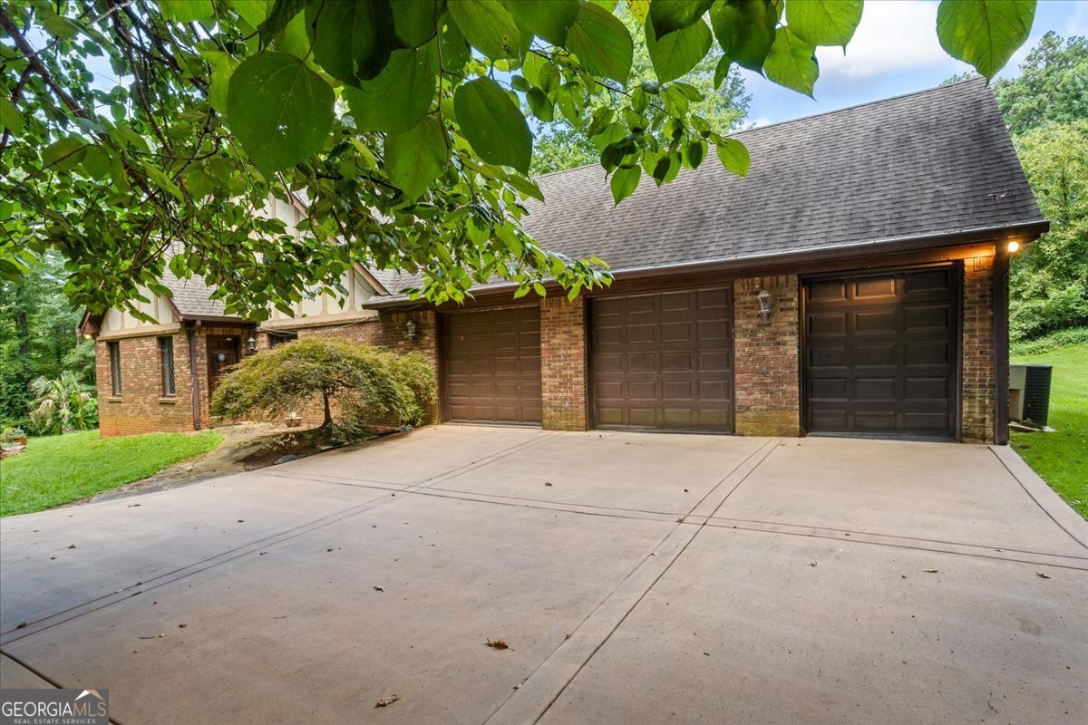 3000 CATHEDRAL Place Decatur - 48
