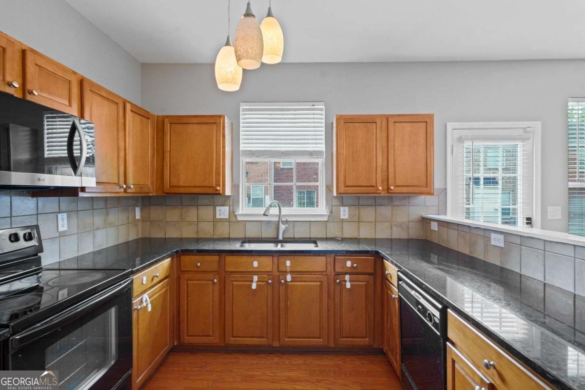 6210 Bellecliff Run Tucker - 9