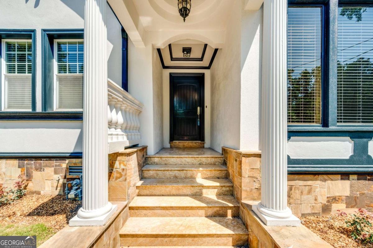 790 Martina Drive Atlanta - 4